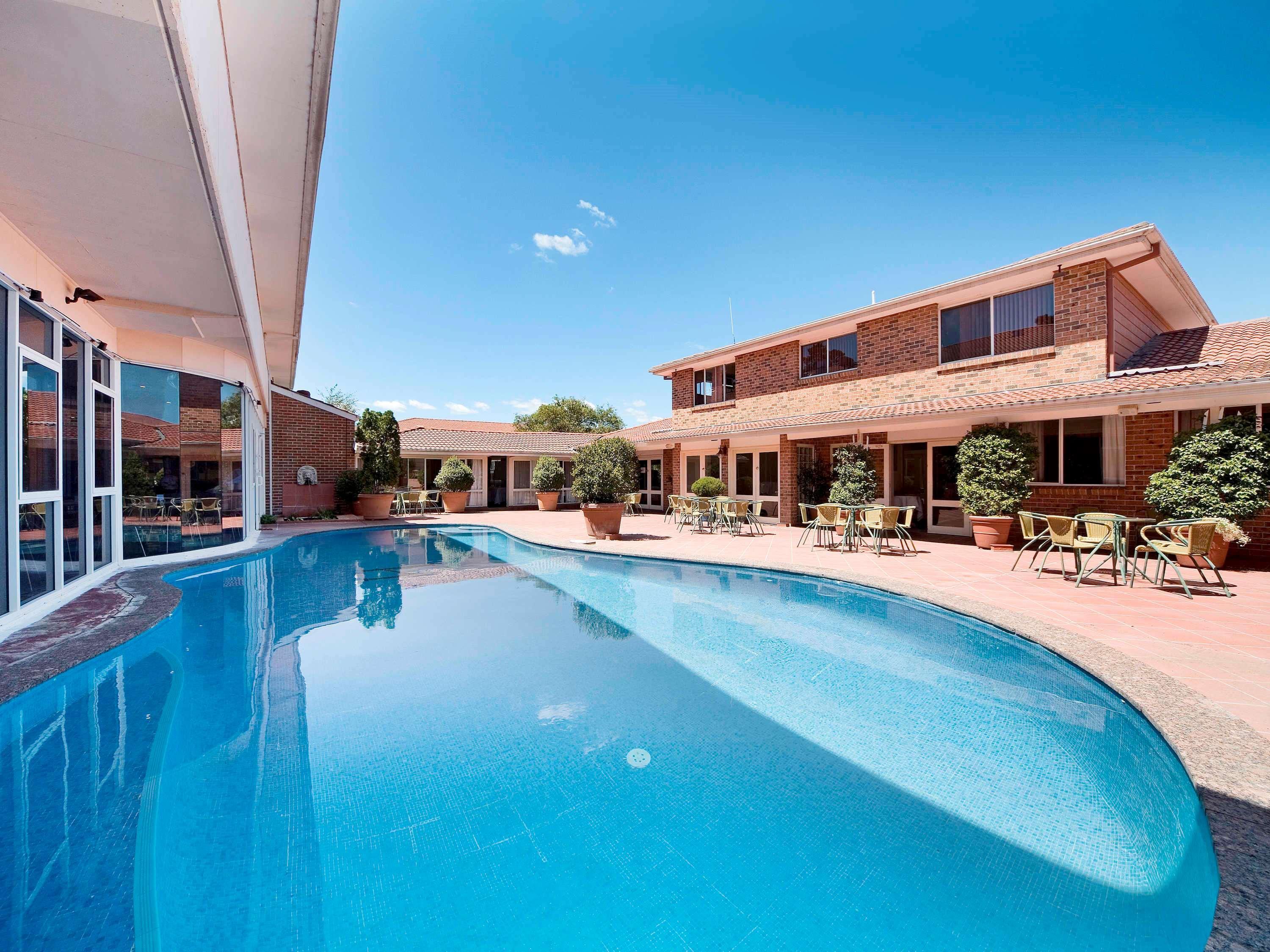 Ibis Styles Camberra Exterior foto