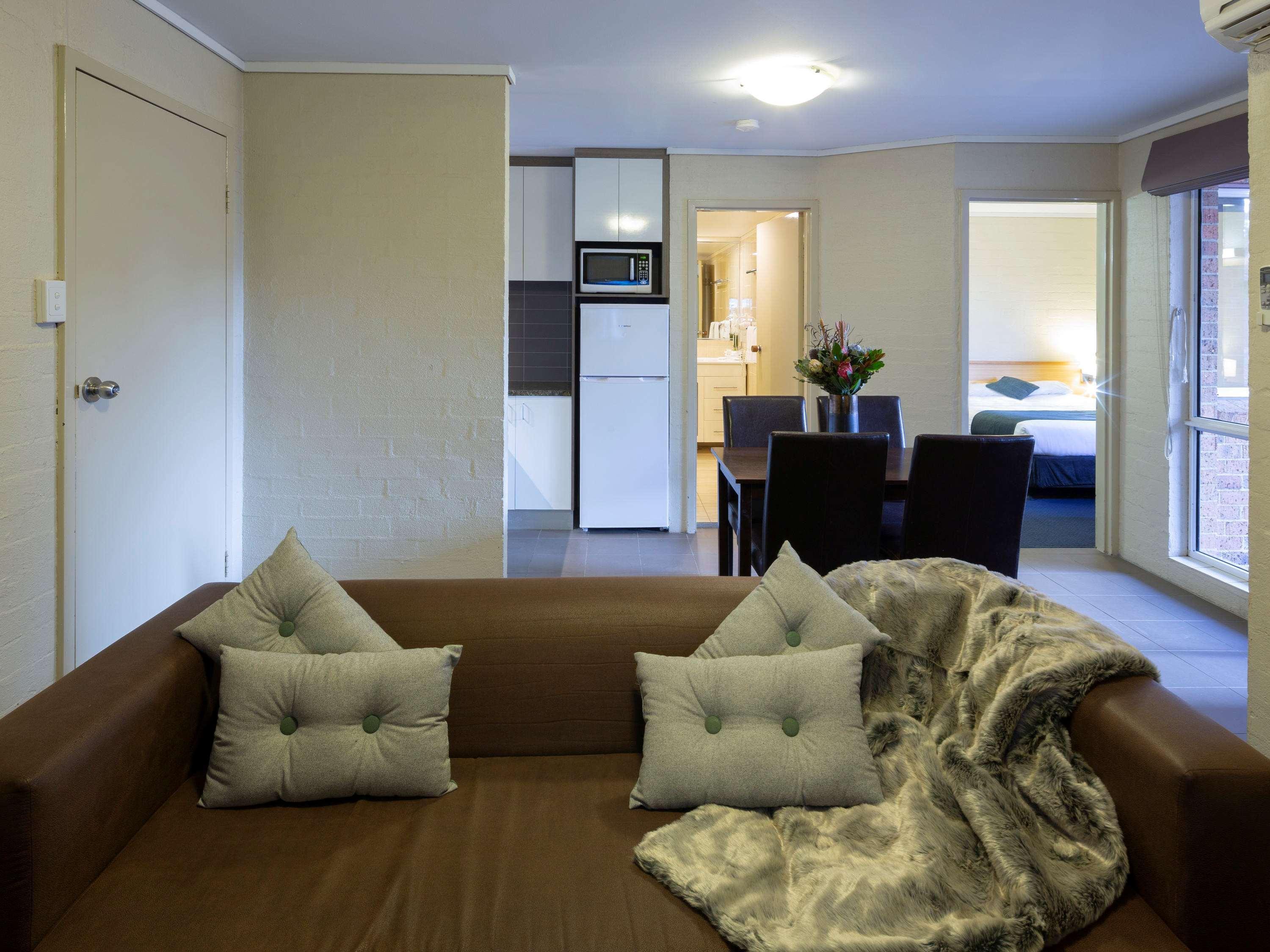 Ibis Styles Camberra Exterior foto