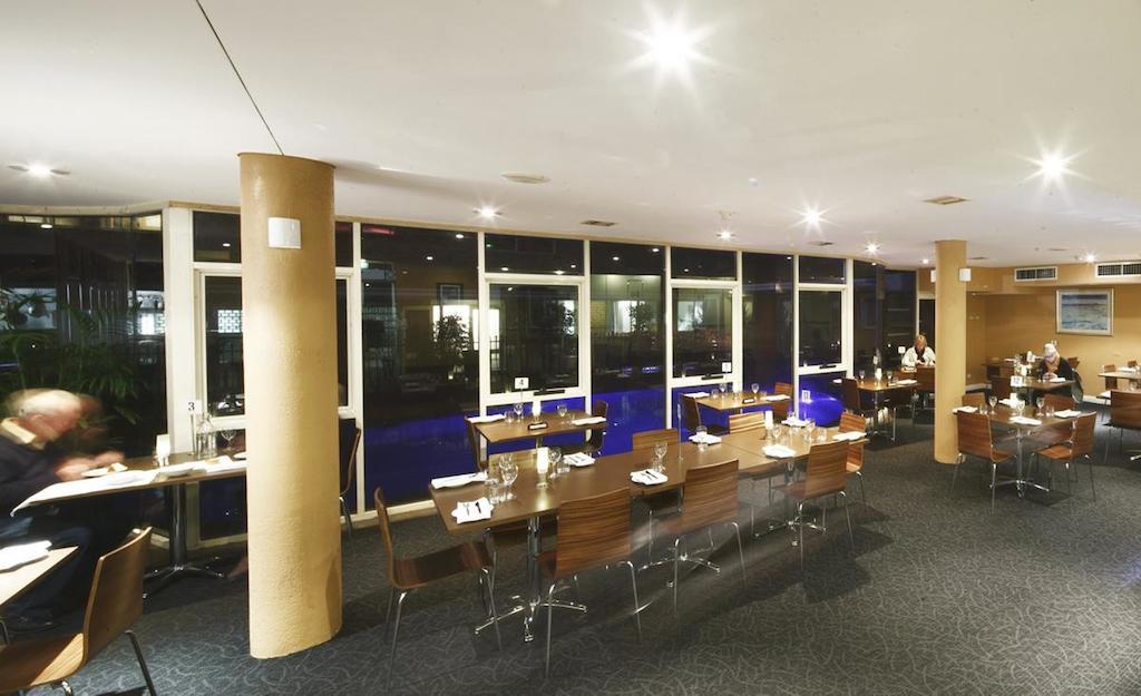 Ibis Styles Camberra Exterior foto
